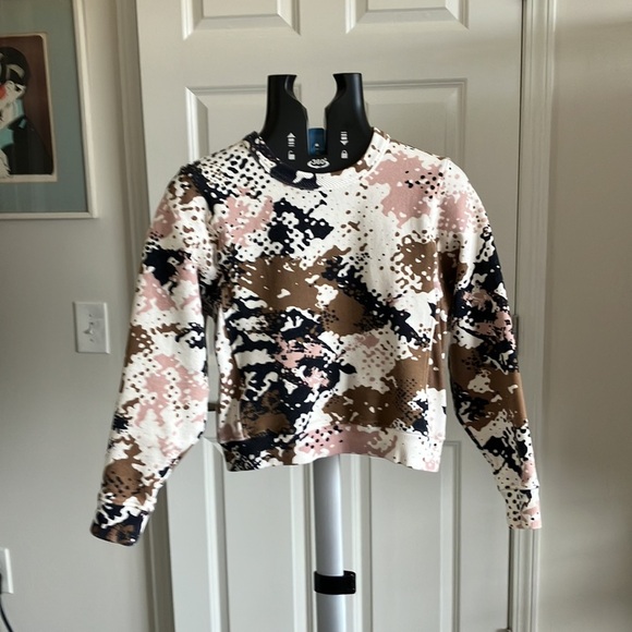 Rag & Bone Poe NWOT splattered camo sweatshirt cropped small cotton/elastin - Picture 1 of 14